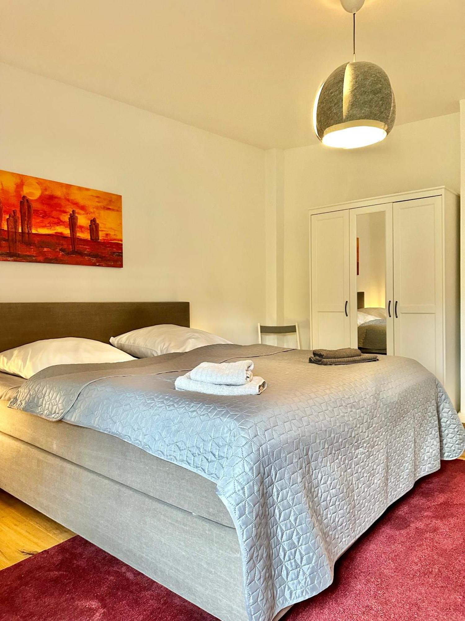 Modernes City-Apartment Mit Blick In Den Park Und 2 Baeder H9 Oldenburg Dış mekan fotoğraf