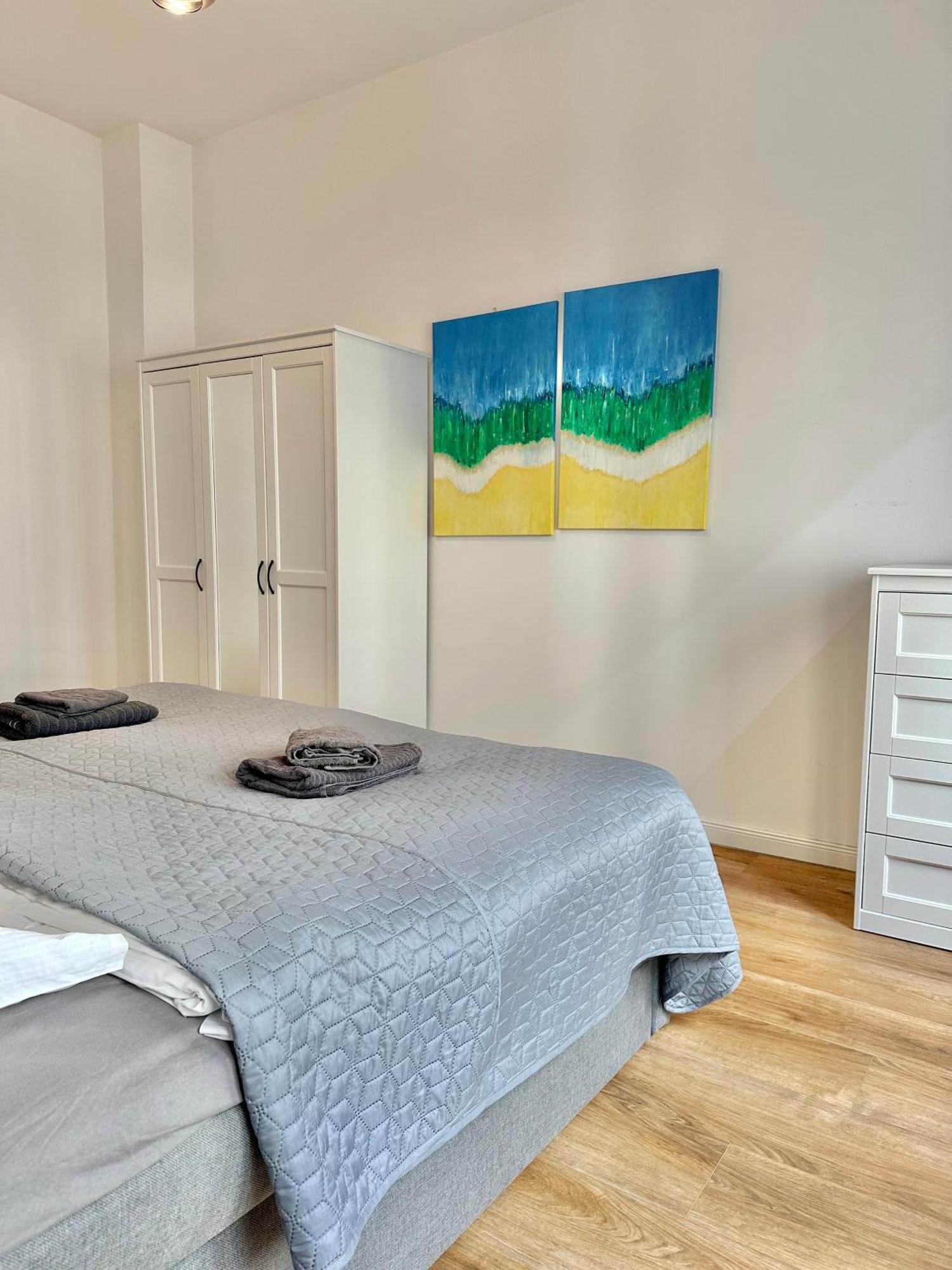 Modernes City-Apartment Mit Blick In Den Park Und 2 Baeder H9 Oldenburg Dış mekan fotoğraf