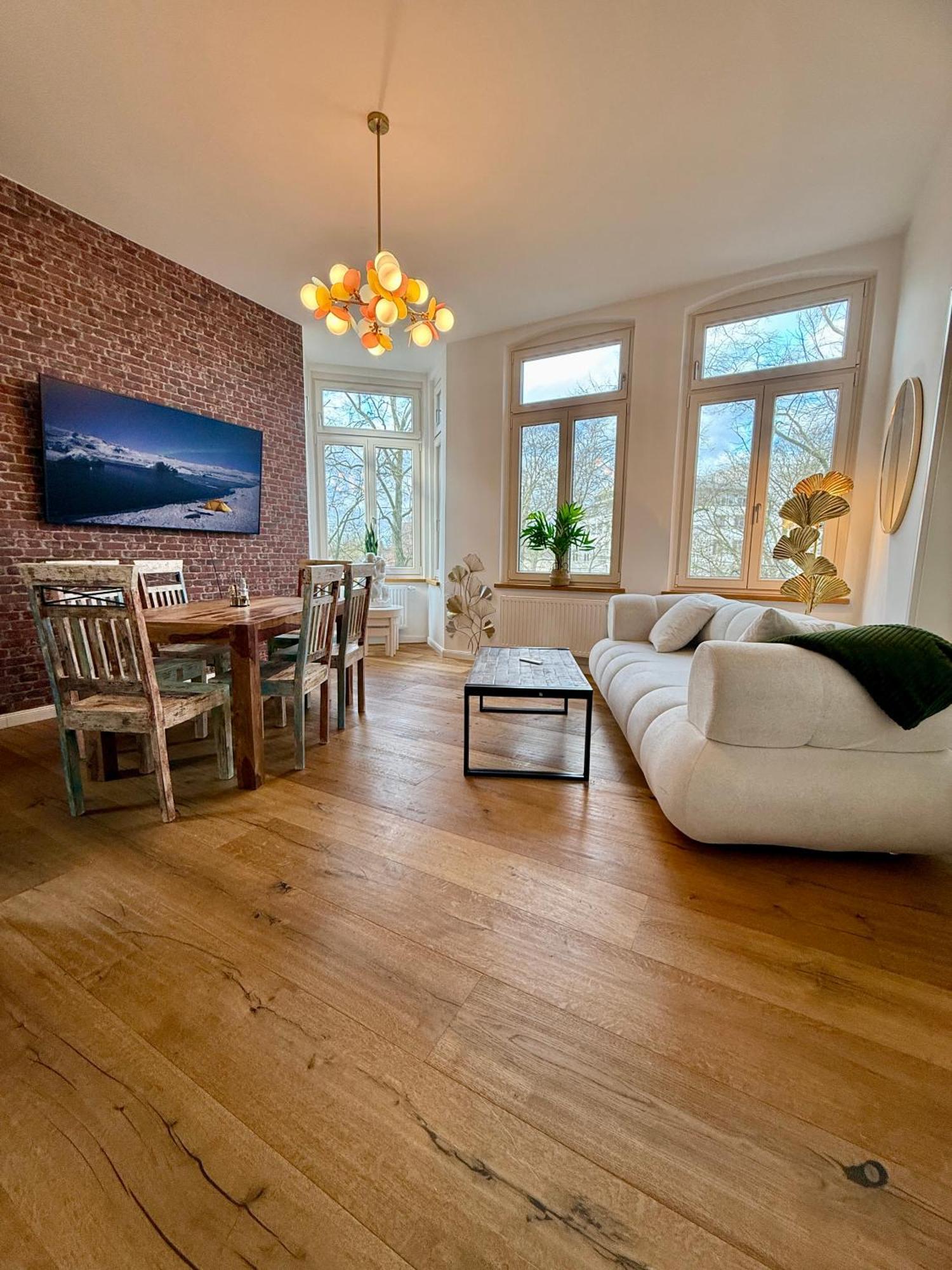 Modernes City-Apartment Mit Blick In Den Park Und 2 Baeder H9 Oldenburg Dış mekan fotoğraf